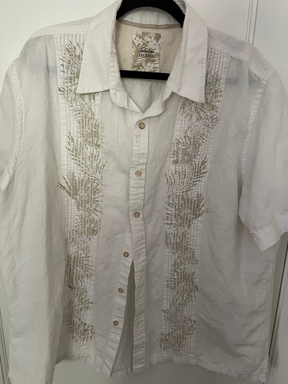 Tasso Elba White Short-Sleeve Button-down Short Sleeve Shirt with Tan Embroidery
